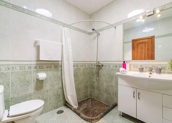 Mendi Gorri * بلايا بلانكا